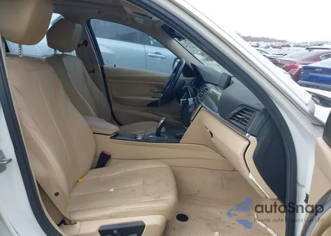 2015 BMW 328I xDrive z USA, uszkodzony, nr VIN WBA3B3G57FNR89353